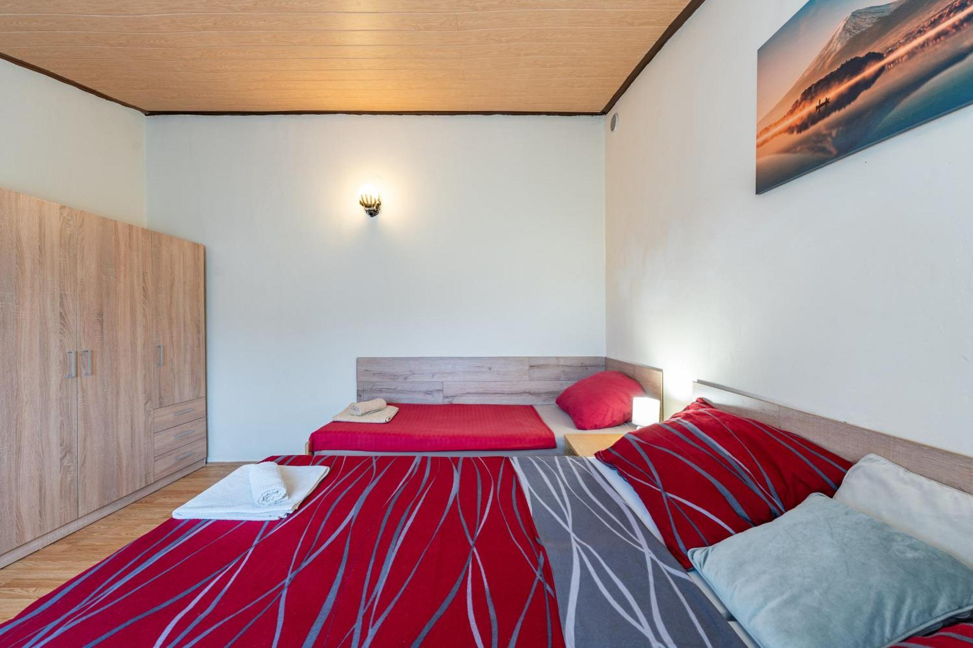 Apartmani Prpic Vir Eksteriør billede