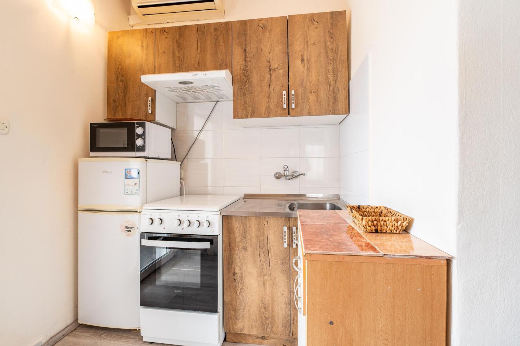 Apartmani Prpic Vir Eksteriør billede