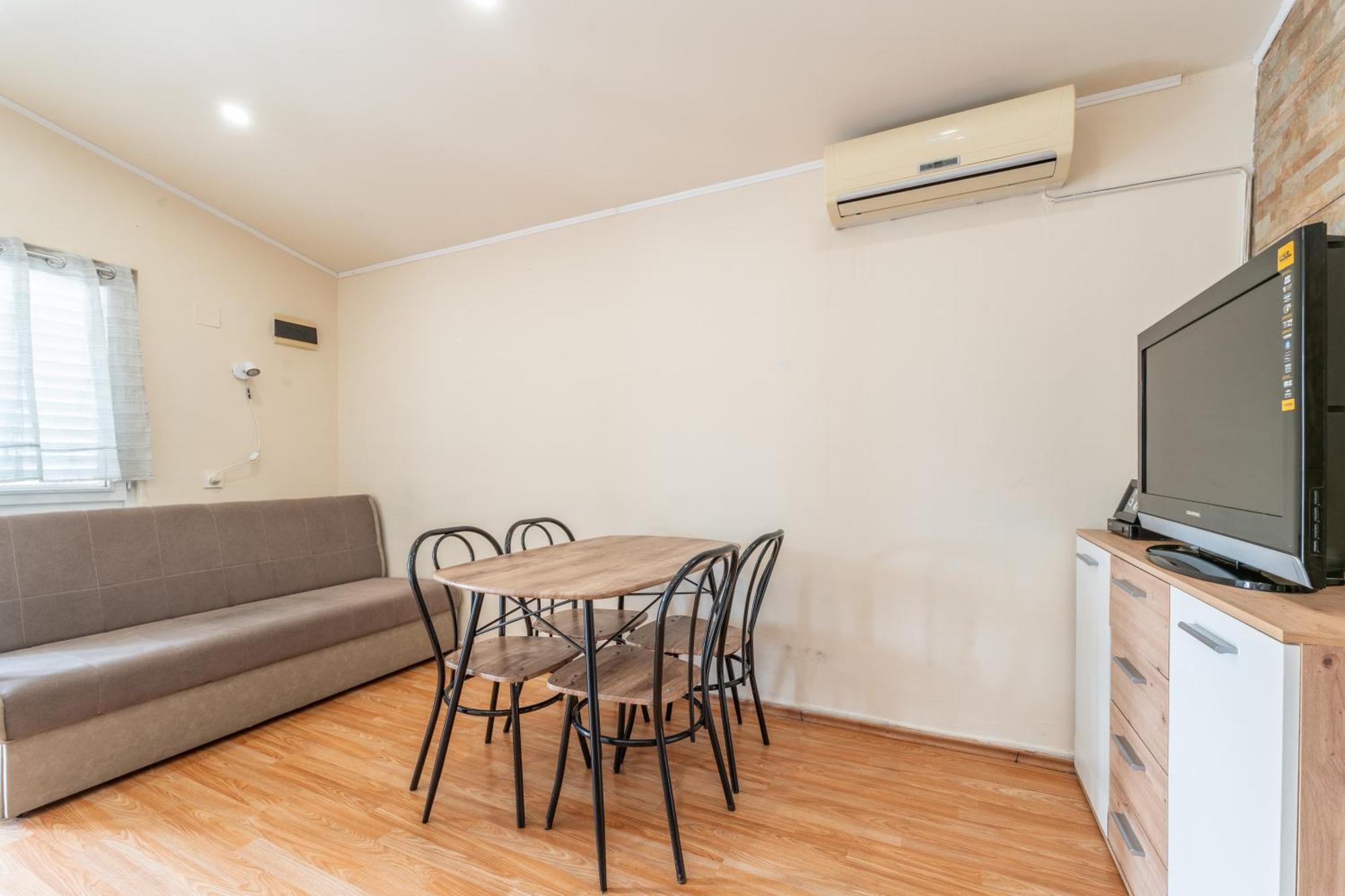 Apartmani Prpic Vir Eksteriør billede