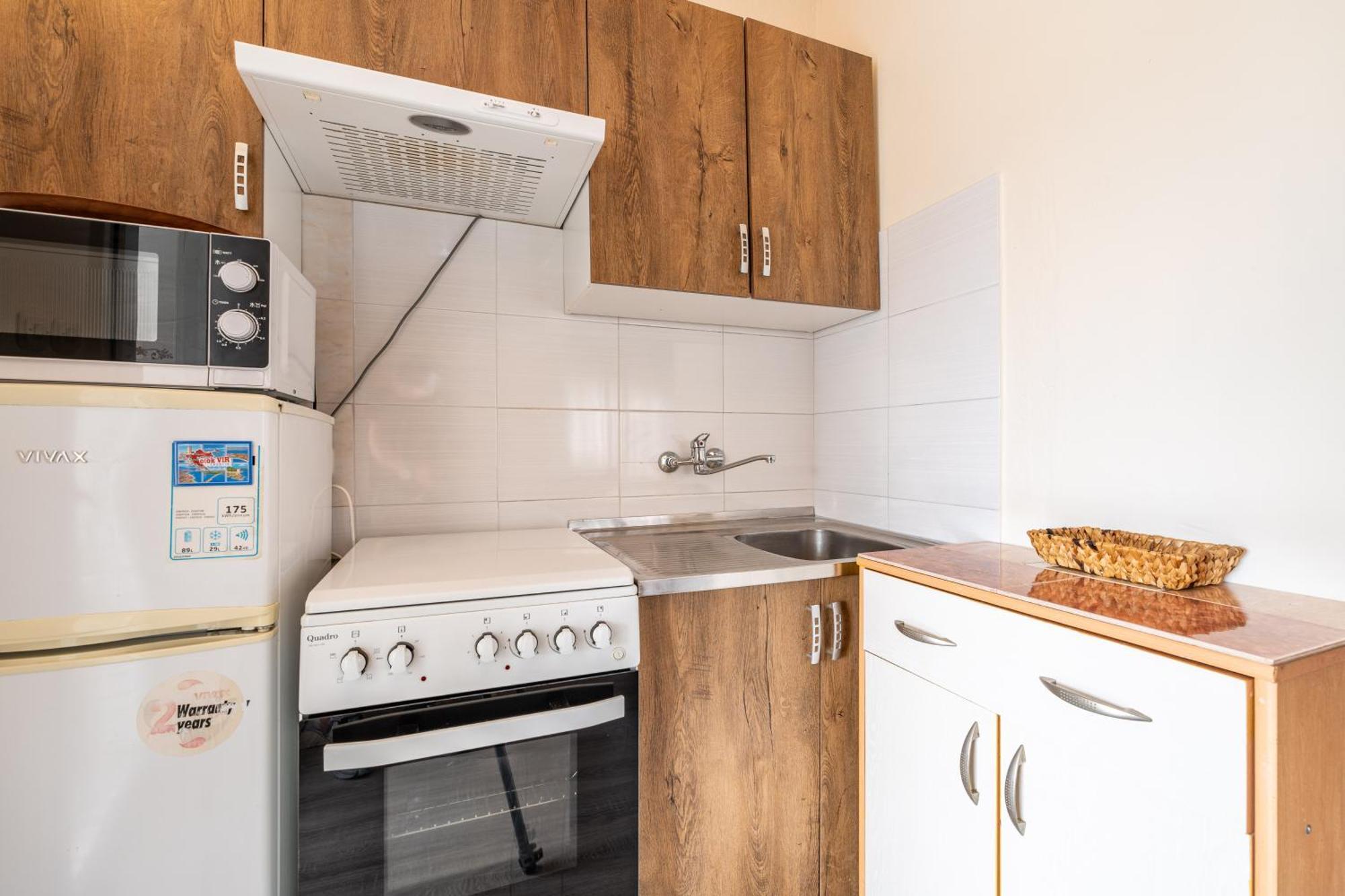 Apartmani Prpic Vir Eksteriør billede